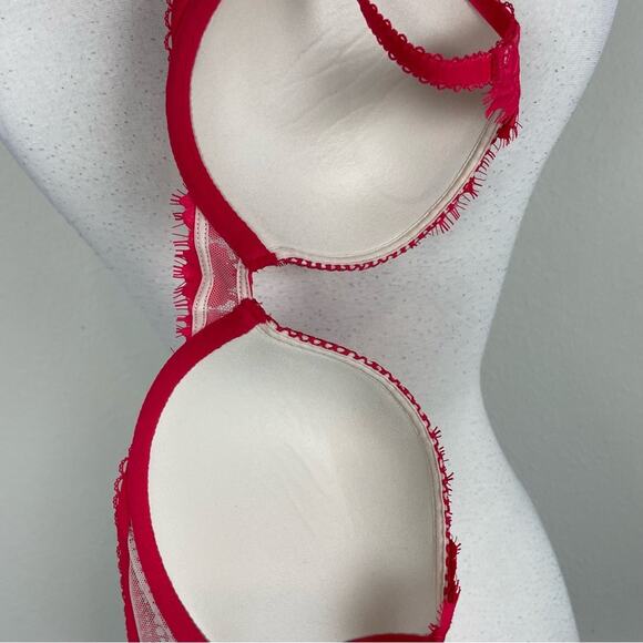Victoria Secret Red Lace Underwire Bra 32D NWT - Picture 6 of 6